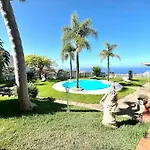 La Perla Exotica Villa *