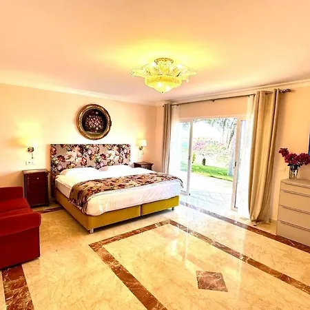 فيلة La Perla Exotica