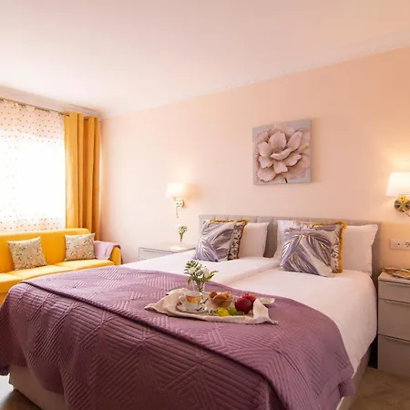 فيلة La Perla Exotica لوس رياليخوس